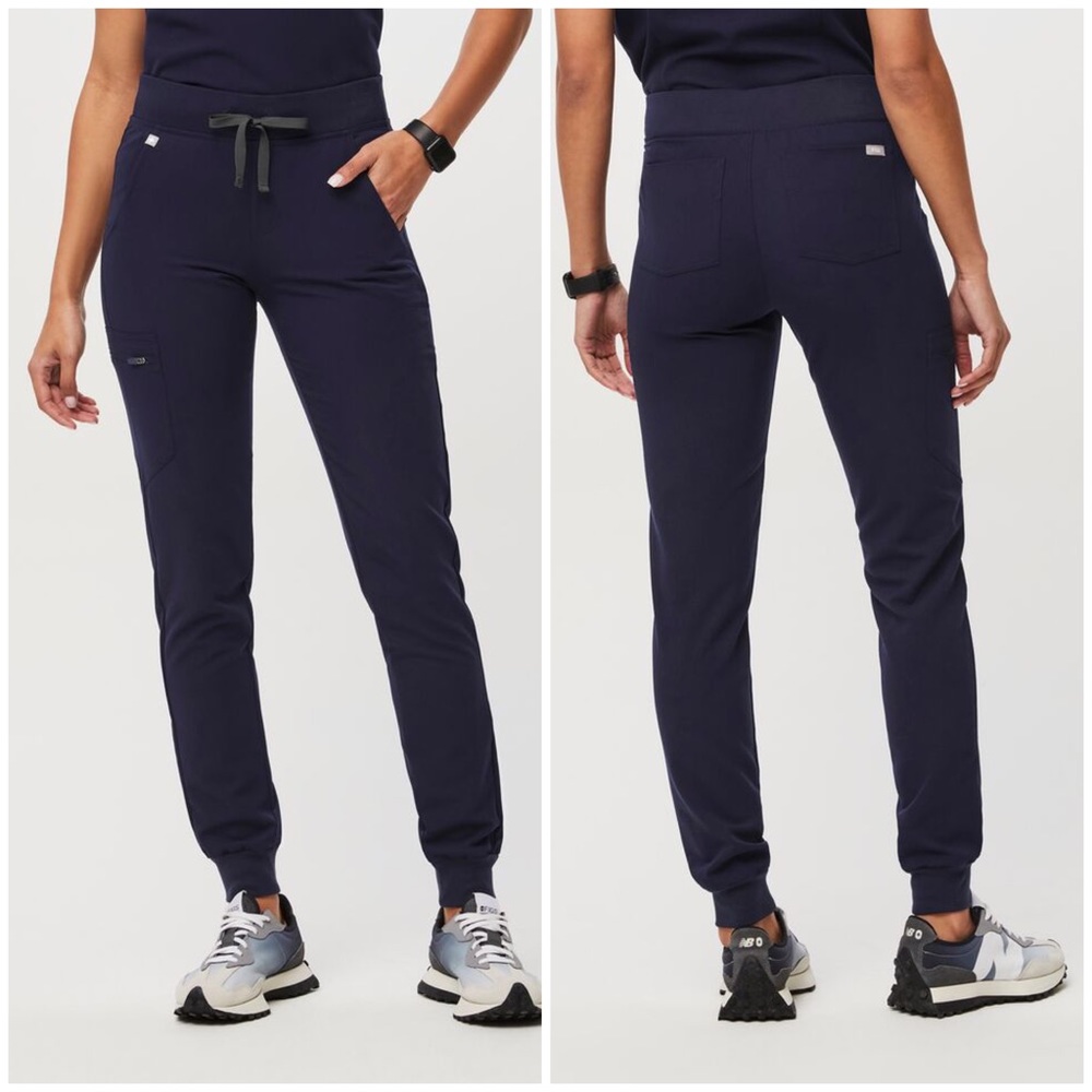 Figs Set of Two Zamora Jogger Scrub Pants - Picture 2 of 6